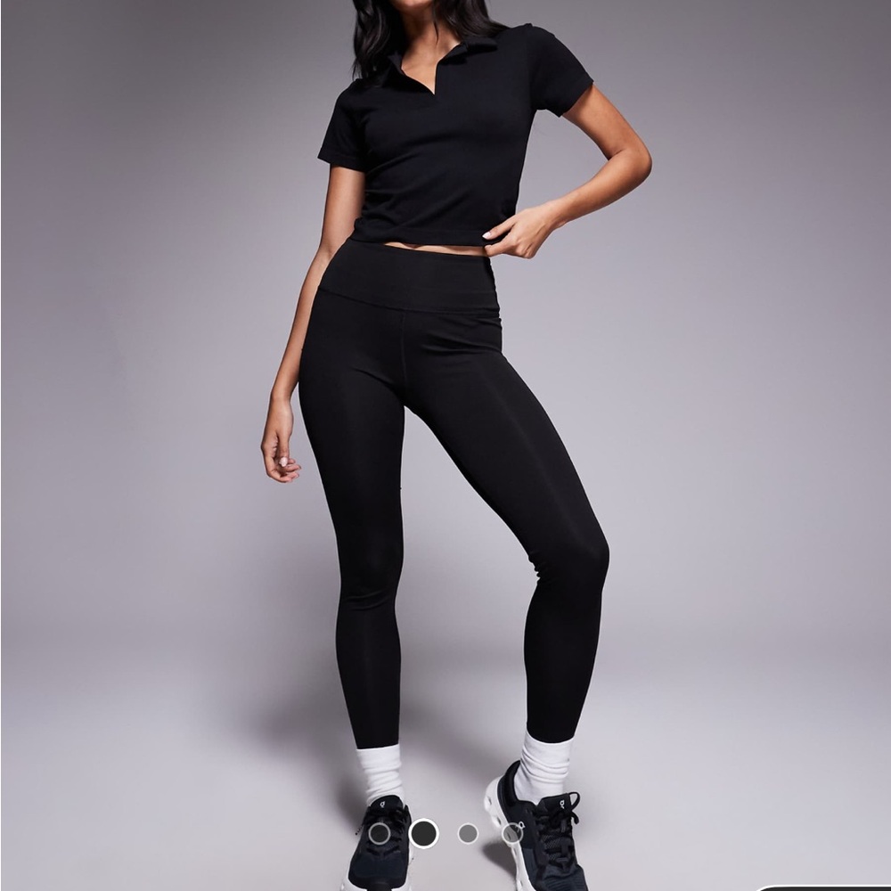 NEW ASOS 4505 seamless ribbed short sleeve active polo top in black